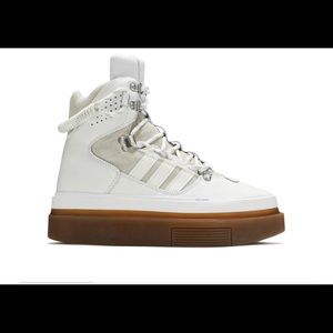 IVY Super Sleek Boot